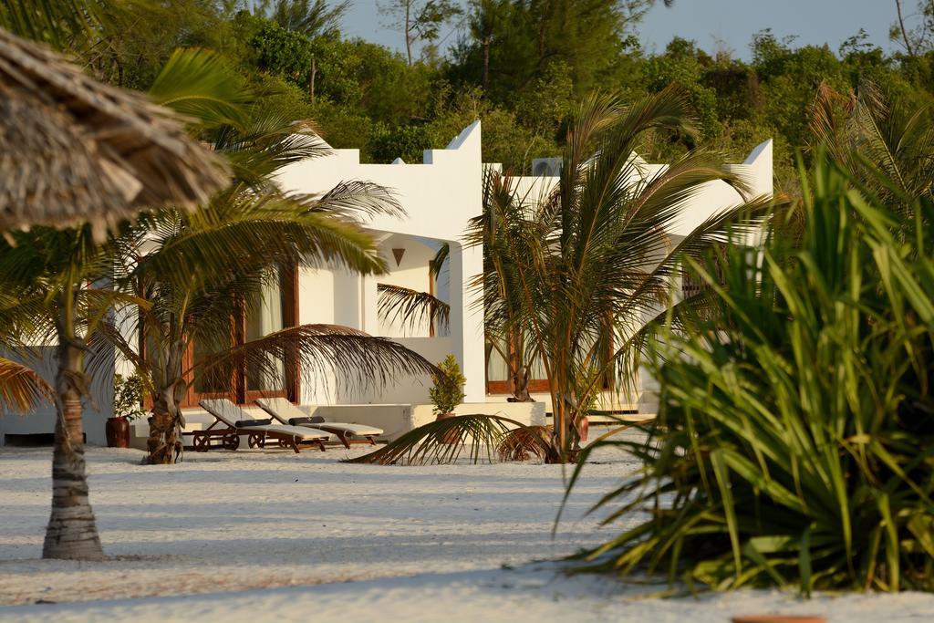 Konokono Beach Resort And Isaraya Luxury Overwater Villas Michamvi Kae Luaran gambar