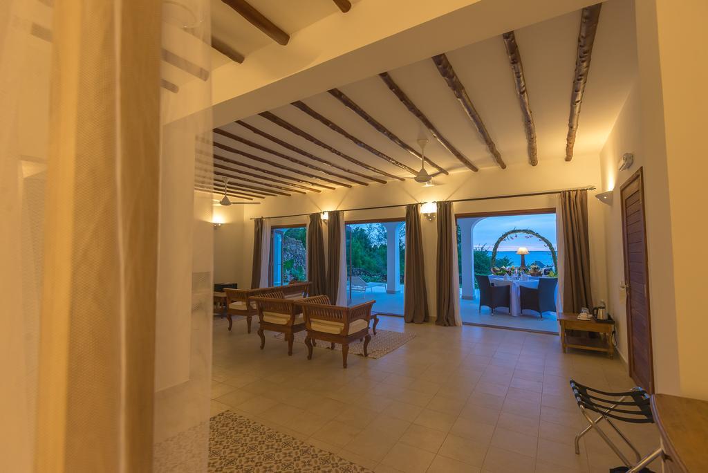 Konokono Beach Resort And Isaraya Luxury Overwater Villas Michamvi Kae Luaran gambar